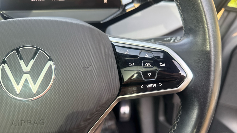 Volkswagen ID.3 150kW Family Pro Performance 58kWh 5dr Auto Electric Hatchback